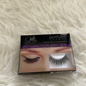 NIB Jesse’s Girl Cosmetics X Julie G Look See Lashes in #108